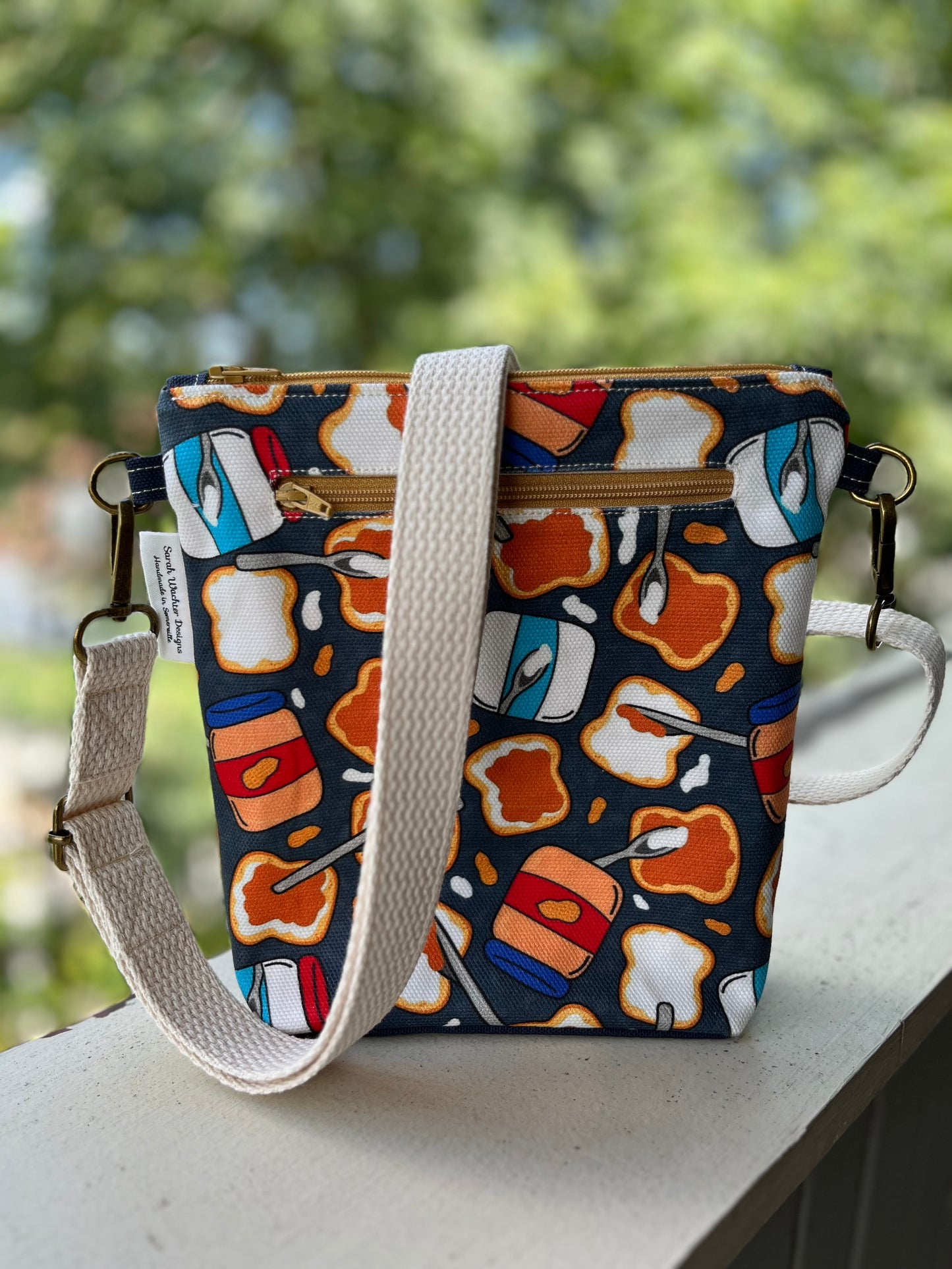 Crossbody - Fluff