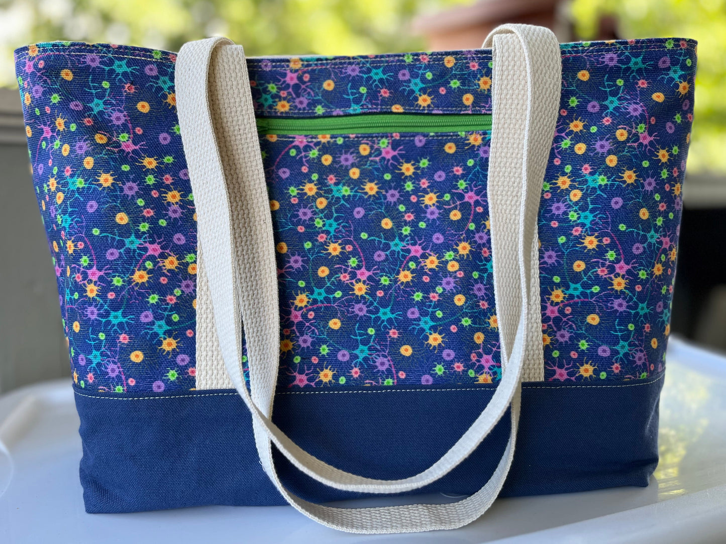 Tote - Neurons