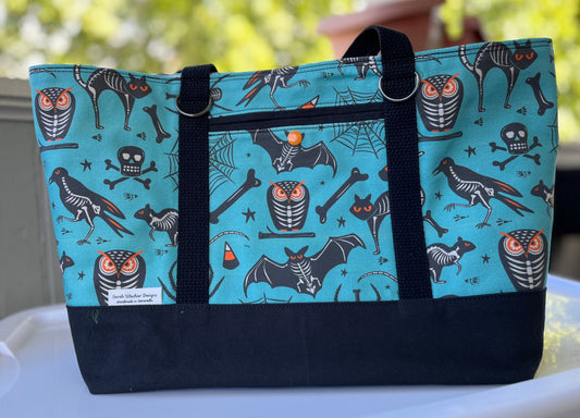 Tote - Spooky Skellies